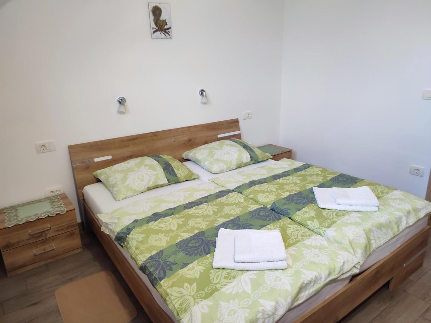 Apartments And Wellness Jelovca ラドヴリツァ エクステリア 写真