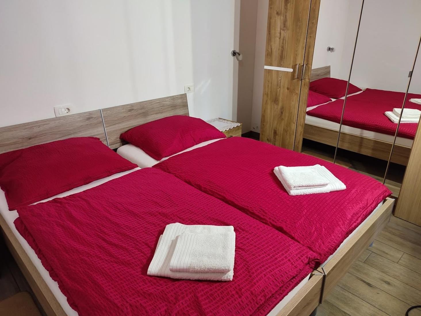 Apartments And Wellness Jelovca ラドヴリツァ エクステリア 写真