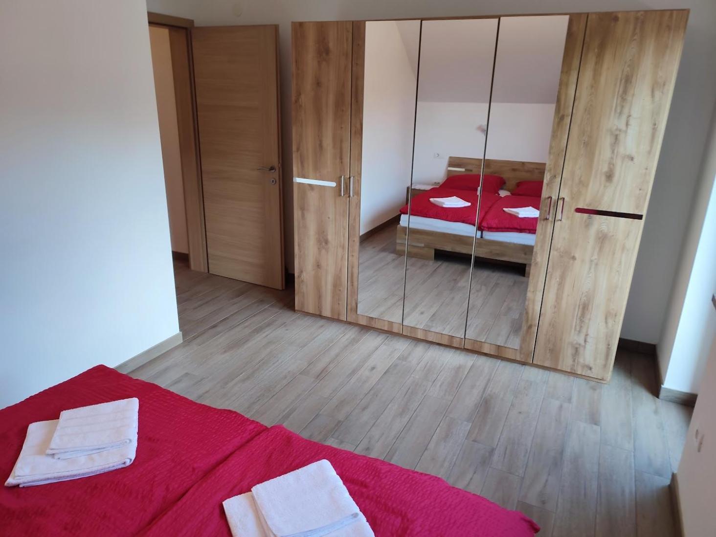 Apartments And Wellness Jelovca ラドヴリツァ エクステリア 写真