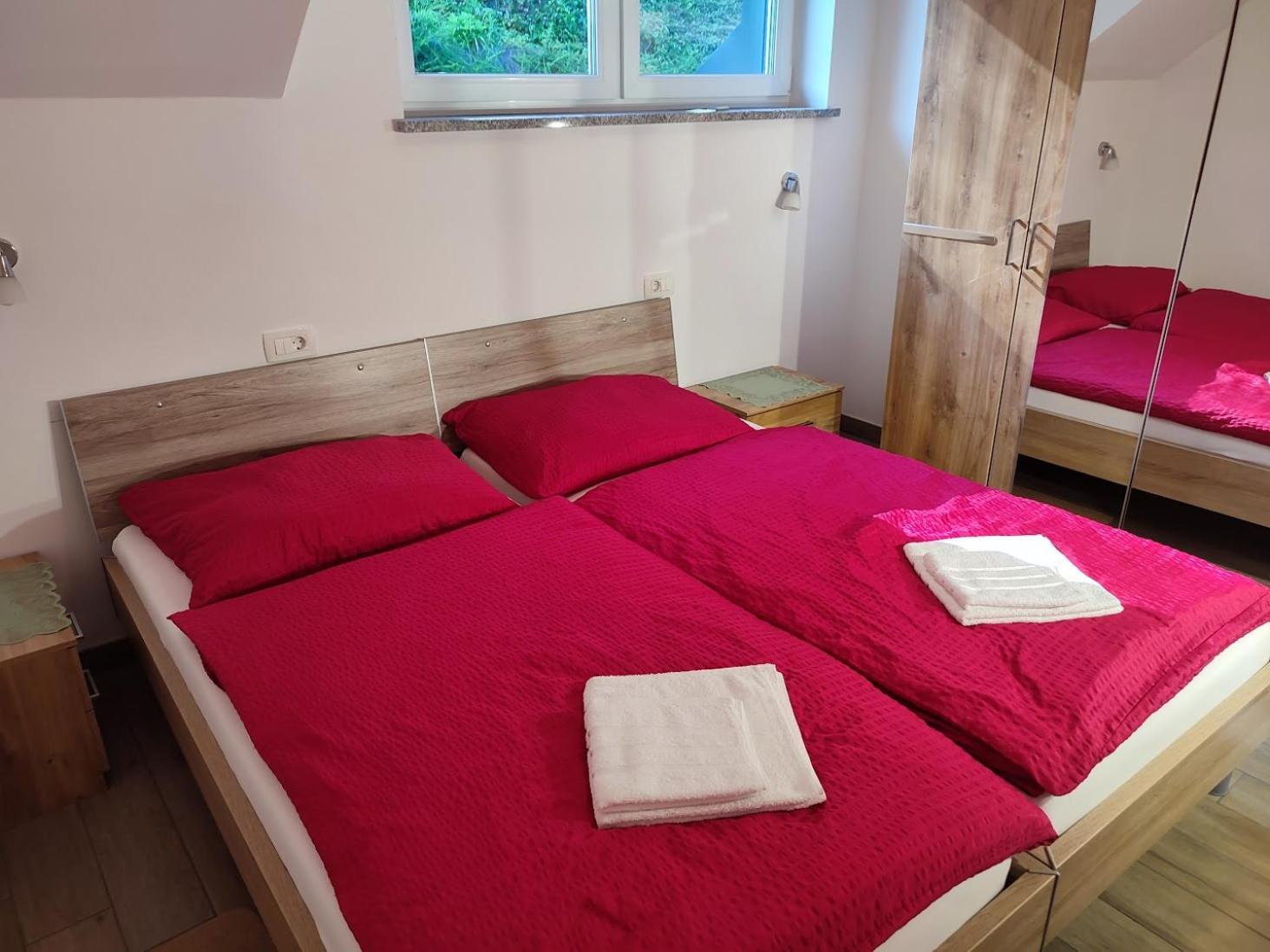 Apartments And Wellness Jelovca ラドヴリツァ エクステリア 写真