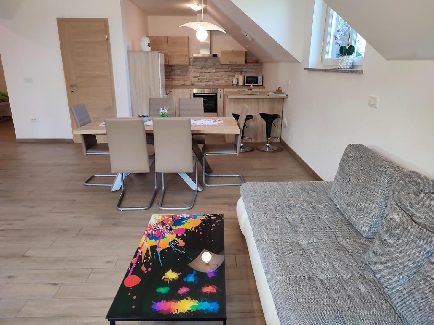 Apartments And Wellness Jelovca ラドヴリツァ エクステリア 写真